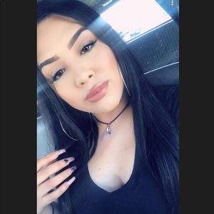 Meet your Posher, Monica